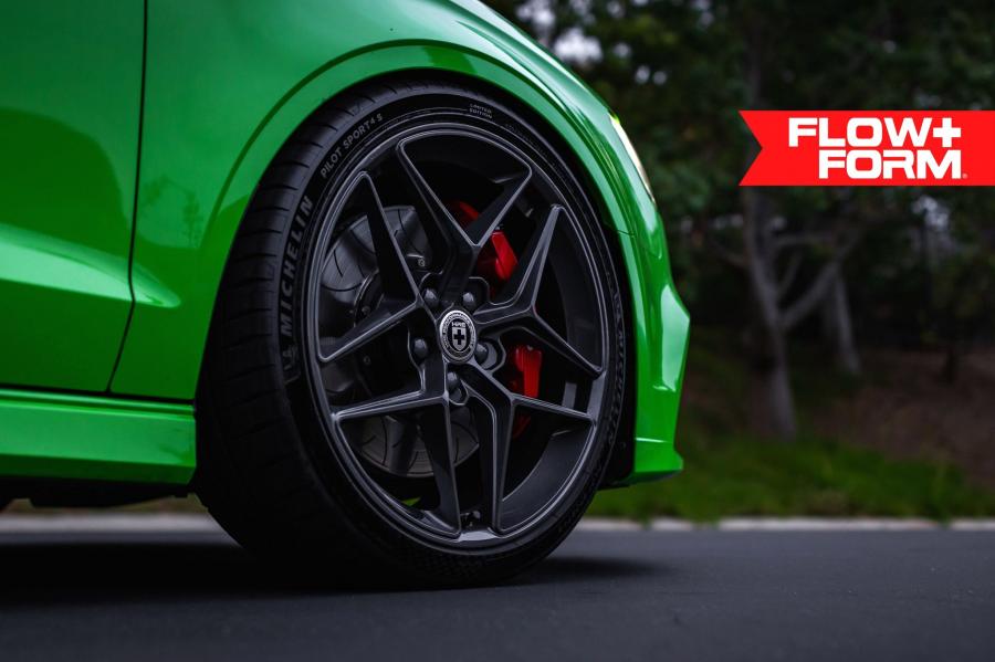 Колеса Audi S3 Sedan on HRE Wheels (FF11) 2019 года  (фото 6 из 10)